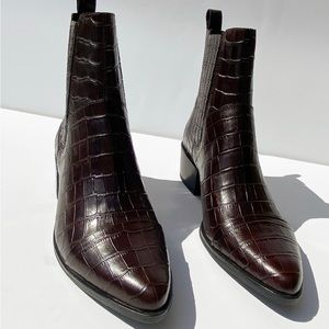 Vagabond: Marja Croc Embossed Leather, Chocolate Brown